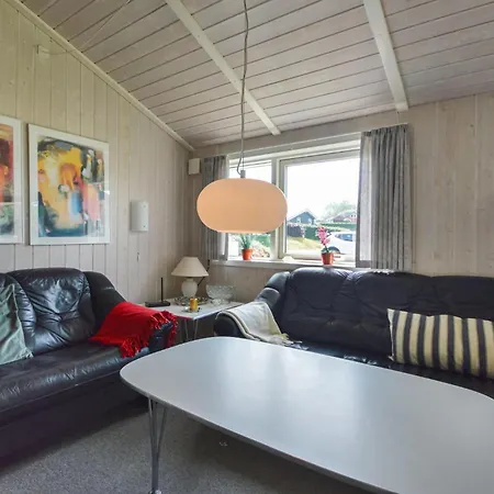 Holiday home 3 Bedroom Amazing In Aabenraa Loddenhoj
